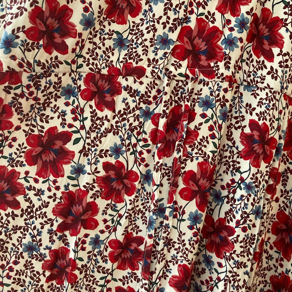 Brand new with tags floral dress - Picture 3 of 3